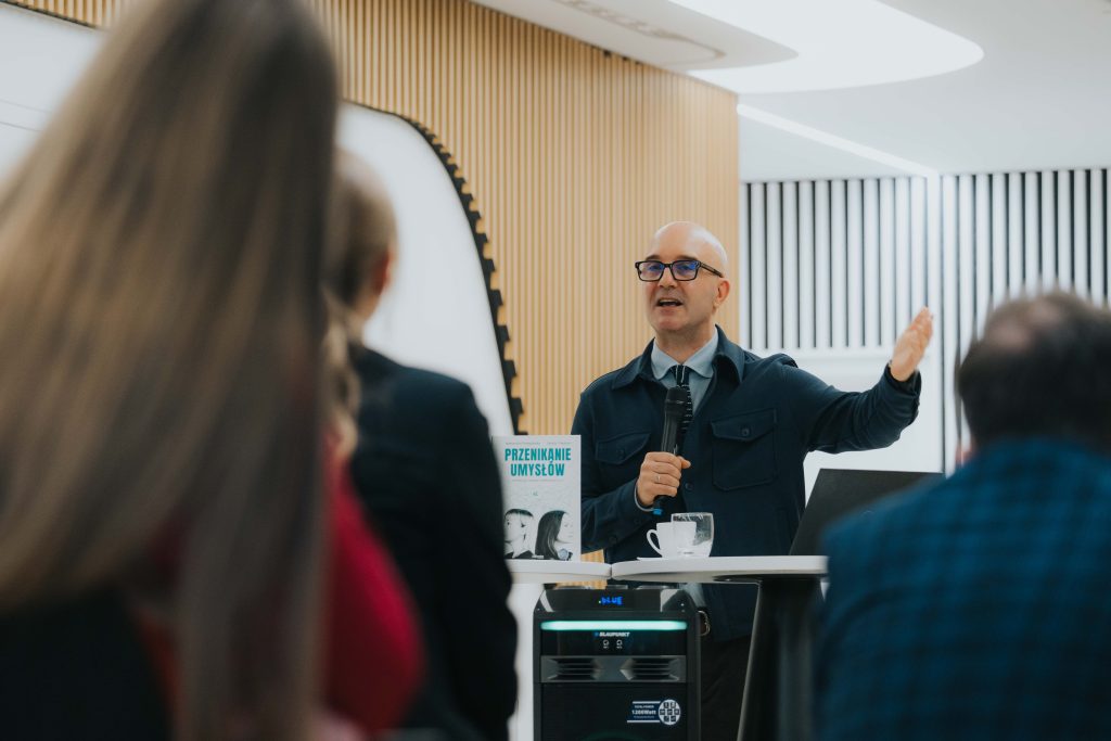 30 studentek politechnik w akcji